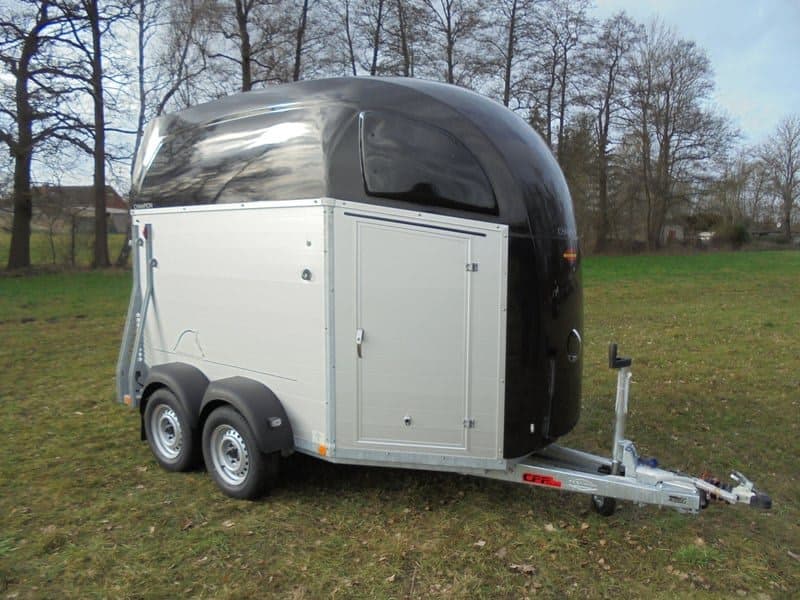 Böckmann Böckmann Champion R Alu Pferdeanhänger + Dachlüfter 2,4 t NEU