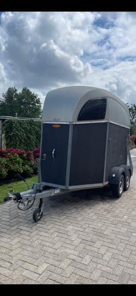 Multimarca Pferdeanhänger zum direkt los fahren