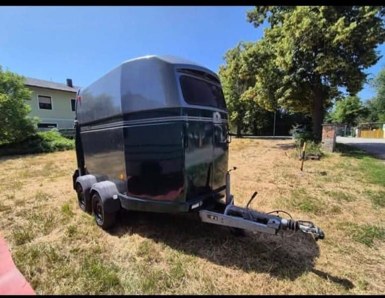 Westfalia Remolque para caballos Westfalia 120 882