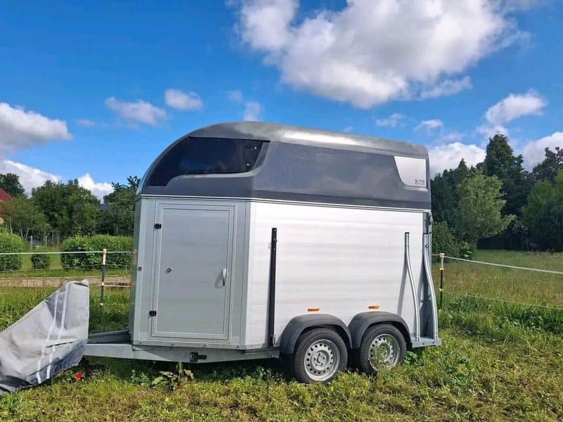 Sirius Transportador de caballos Sirius S75